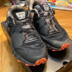 Used UA HOVR Machina Off Road CH1 Under Armour Cam Hanies BOA Edition